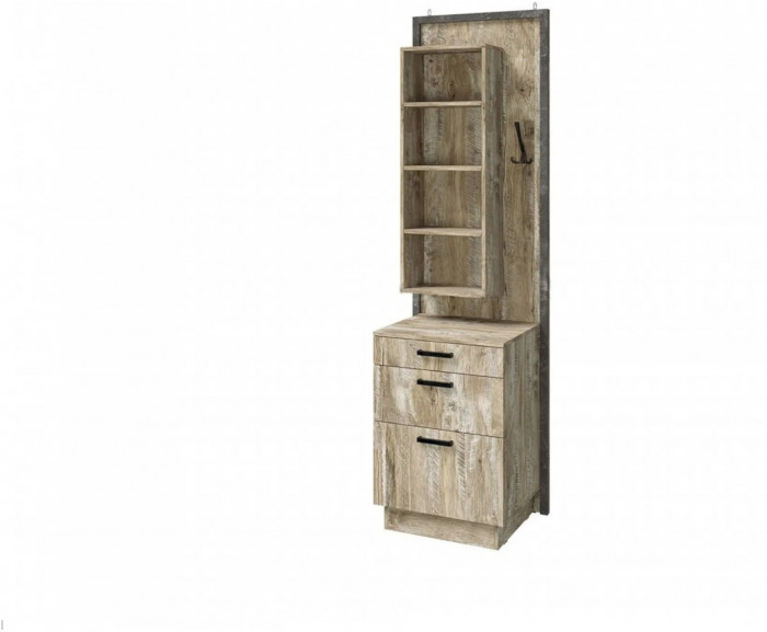 Амели Тумба с зеркалом