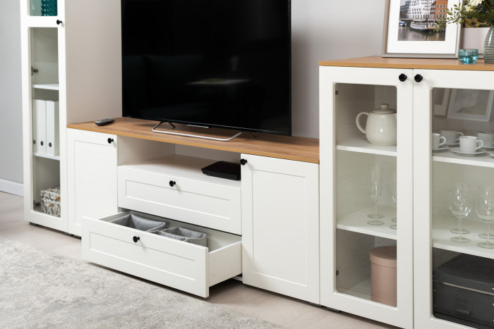 Остин 16.47 Тумба под ТВ, цвет белый шагрень/дуб крафт золотой, ШхГхВ 160х41,9х60,8 см.